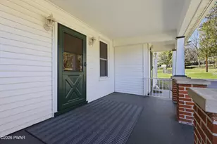 13 Rocky View Dr, Hawley, PA 18428 - Photo 8