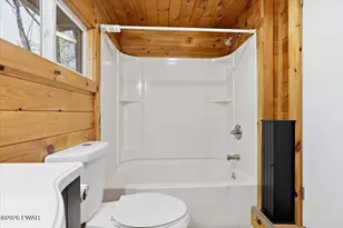 125 Big Bear Dr, Greentown, PA 18426 - Photo 30