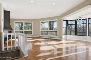 125 Big Bear Dr, Greentown, PA 18426 - Photo 12