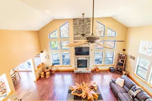 111 Woodcrest Dr, Hawley, PA 18428 - Photo 38