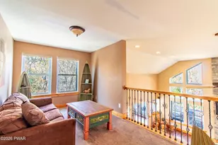 111 Woodcrest Dr, Hawley, PA 18428 - Photo 28