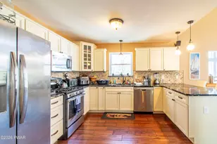 111 Woodcrest Dr, Hawley, PA 18428 - Photo 46