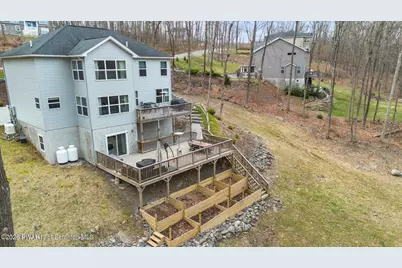 968 McKinley Way, East Stroudsburg, PA 18301 - Photo 4