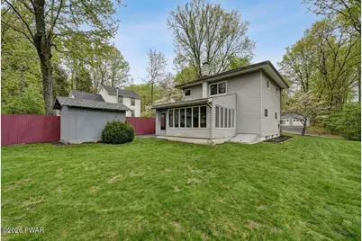 211 Spruce Street, Hawley, PA 18428 - Photo 4