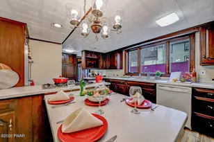 211 Spruce St, Hawley, PA 18428 - Photo 22