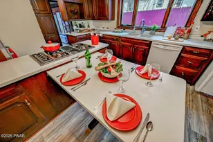 211 Spruce St, Hawley, PA 18428 - Photo 20