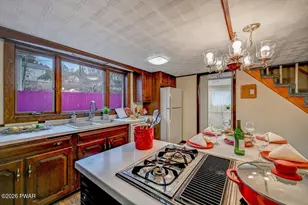 211 Spruce St, Hawley, PA 18428 - Photo 32