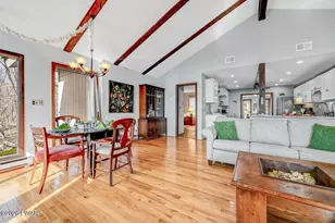 802 Sunrise Ct, Lords Valley, PA 18428 - Photo 14