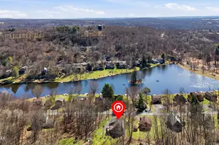 22 Tanglewood Ln, Lake Ariel, PA 18436 - Photo 4