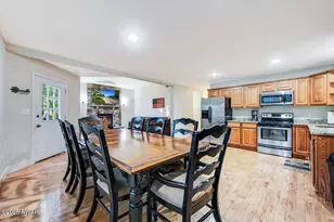 193 Robin Way, Lackawaxen, PA 18435 - Photo 18