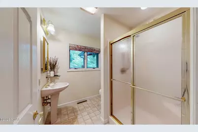 5 Scorpio Mew, Lake Ariel, PA 18436 - Photo 24