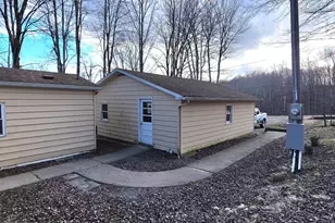 183 Galloway Rd, Equinunk, PA 18417 - Photo 28