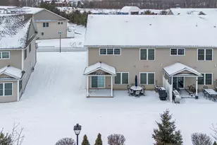 233 Shadow Wood Cir, Archbald, PA 18403 - Photo 8