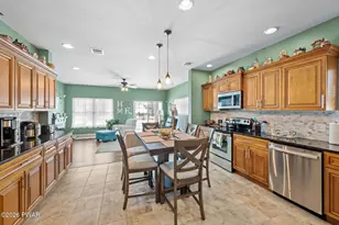 233 Shadow Wood Cir, Archbald, PA 18403 - Photo 18