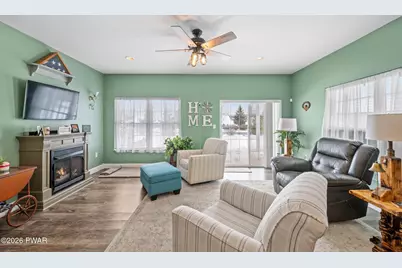 233 Shadow Wood Circle, Archbald, PA 18403 - Photo 10