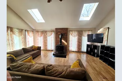 1059 Lake Of The Pines Boulevard N, East Stroudsburg, PA 18302 - Photo 14