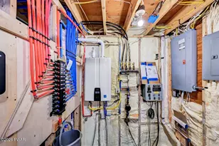 258 W Lakeview Rd, Lackawaxen, PA 18435 - Photo 62