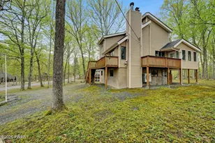 258 W Lakeview Rd, Lackawaxen, PA 18435 - Photo 4