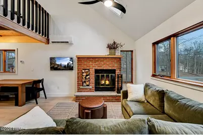 258 W Lakeview Road, Lackawaxen, PA 18435 - Photo 12