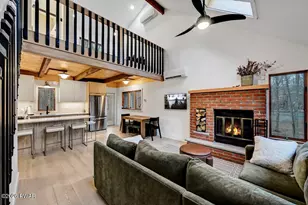 258 W Lakeview Rd, Lackawaxen, PA 18435 - Photo 4
