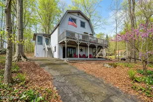 387 Lakeview Dr W, Lake Ariel, PA 18436 - Photo 8