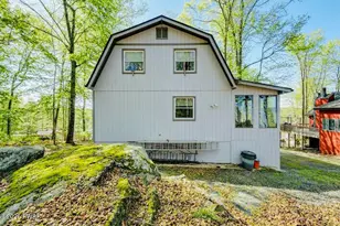 387 Lakeview Dr W, Lake Ariel, PA 18436 - Photo 40