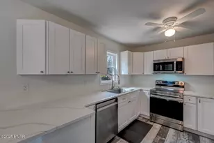 213 Upper Independence Dr, Lackawaxen, PA 18435 - Photo 16