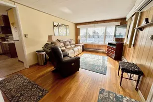 13 Oak Dr, Lakeville, PA 18438 - Photo 4