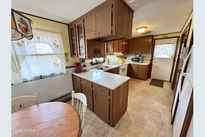 13 Oak Drive, Lakeville, PA 18438 - Photo 10