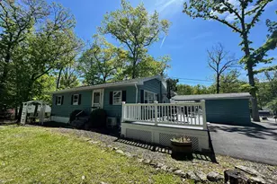 13 Oak Dr, Lakeville, PA 18438 - Photo 2
