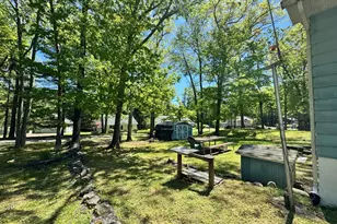 13 Oak Dr, Lakeville, PA 18438 - Photo 8