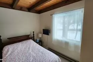 620 Lakeview Dr E, Lake Ariel, PA 18436 - Photo 12