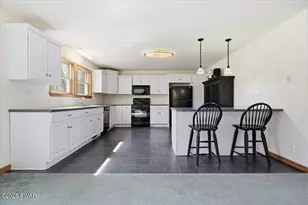 102 Loveland Dr, Tafton, PA 18464 - Photo 12
