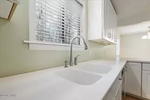 1008 Cedar Dr, Lake Ariel, PA 18436 - Photo 12