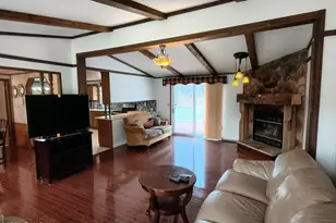 103 Forest Ct, Hawley, PA 18428 - Photo 8