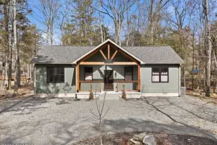 1050 Mockingbird Ln, Lake Ariel, PA 18436 - Photo 1