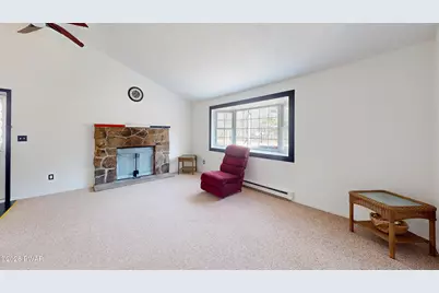 119 Robin Lane, Dingmans Ferry, PA 18328 - Photo 12