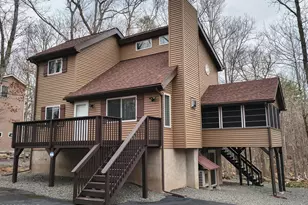 136 Rainbow Dr, Lackawaxen, PA 18435 - Photo 4