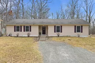 175 Oak Hill Rd, Hawley, PA 18428 - Photo 2