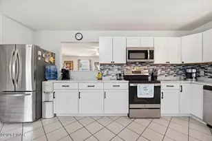 175 Oak Hill Rd, Hawley, PA 18428 - Photo 14