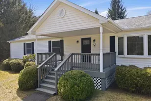 103 S Sterling Rd, South Sterling, PA 18460 - Photo 2