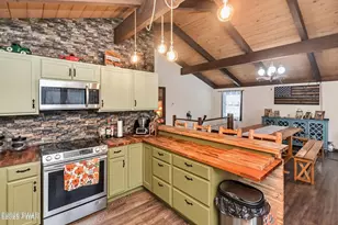 120 Yvonne Ln, Dingmans Ferry, PA 18328 - Photo 18