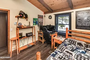 120 Yvonne Ln, Dingmans Ferry, PA 18328 - Photo 32