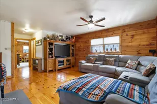 103 Summit Dr, Greentown, PA 18426 - Photo 18