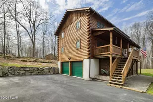 103 Summit Dr, Greentown, PA 18426 - Photo 2