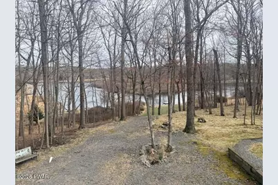 142 Northwynd Drive, Milford, PA 18337 - Photo 4