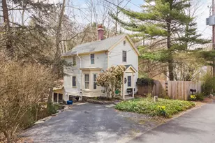 144 Sawkill Ave, Milford, PA 18337 - Photo 4