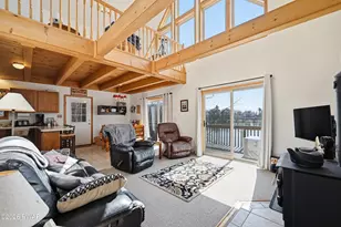 174 N Lake Dr, Dingmans Ferry, PA 18328 - Photo 14