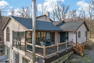 4143 Spring Cir, Bushkill, PA 18324 - Photo 4