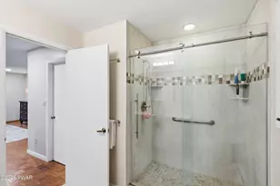1647 Windemere Pl, Lake Ariel, PA 18436 - Photo 22
